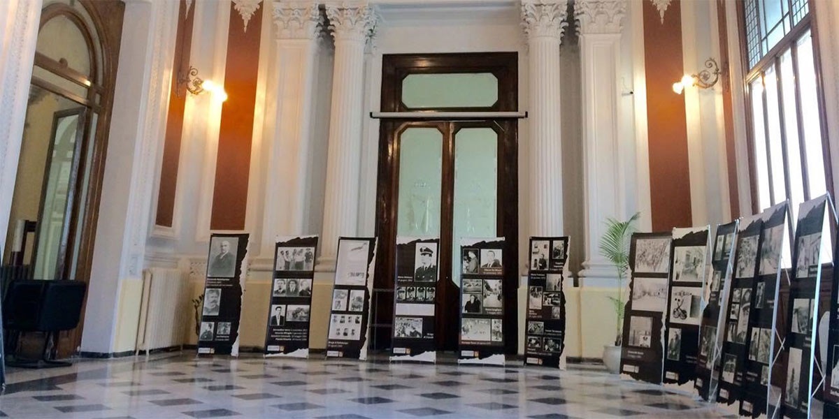  Mostra della Fondazione luci dal buio presso salone del Palazzo del Governo di Benevento - Generale Gianfranco Milillo